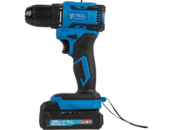 Дрель-шуруповерт BULL SR 1804 Xcase XLTpro БЕСЩЕТ., Импульс., 18 В, 45 Н*м, 2х2 А*ч, з/у 2 А(шурупы до 10 мм)