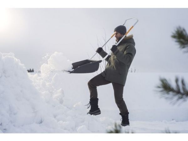 Скрепер-волокуша (движок) для снега FISKARS(720х1495мм)