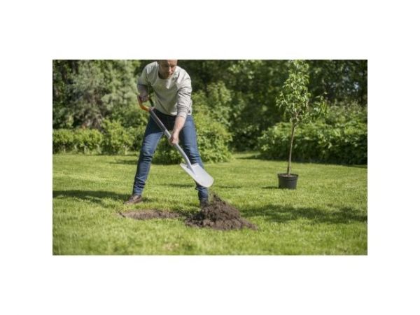 Лопата штыковая большая  FISKARS