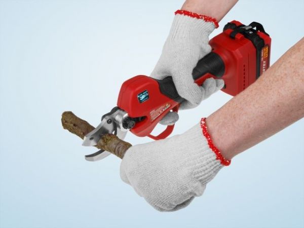 Секатор WORTEX CBS 2535-1 в кор. ALL1 XLT SOLO БЕСЩЕТ., 18 В, ветки до 35 мм