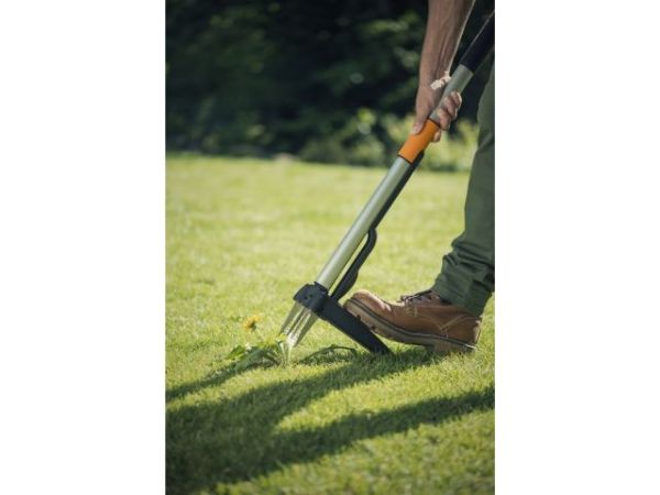 Корнеудалитель 99-119 см SmartFit FISKARS