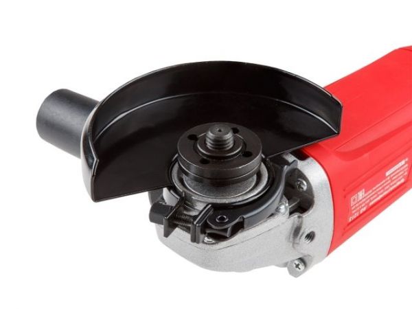 Одноручная углошлифмашина WORTEX AG 1213 в кор. 1250 Вт, 125 мм, 0-11000 об/мин(рег. об., пылезащита двигателя и подшипника, удлинённая рукоятка)