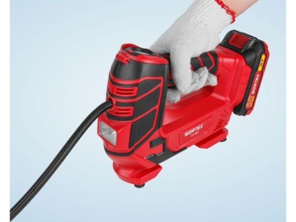 Компрессор WORTEX CTI 1811 в кор. ALL1 XLT SET 18 В, 11 бар, 12 л/мин, 1х2 А*ч, зу(18В/ 160 PSI / 11 бар / 1100 кПа, цифровой манометр, 600 мм шланг, подсветка)