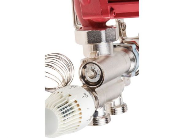 Насосно-смесительная группа AVE250-01 AV Engineering(KVS: 2,5 м3 / час)