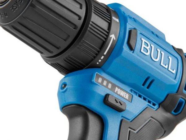 Дрель-шуруповерт BULL SR 1203 в чем. БЕСЩЕТ., 12 В, 37 Н*м, 2*2 А*ч акб, БЗП 10 мм(шурупы до 8 мм)