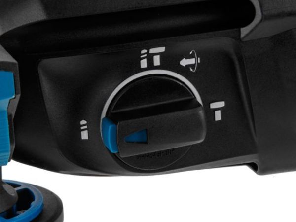 Перфоратор BULL BH 2602 в чем. Xcase 800 Вт, 3.0 Дж, 4 реж. + 2 зубила, 3 сверла, БЗП в комплекте(800 Вт, 3.0 Дж, 4 реж., патрон SDS-plus, БЗП в комплекте, вес 3.4 кг)