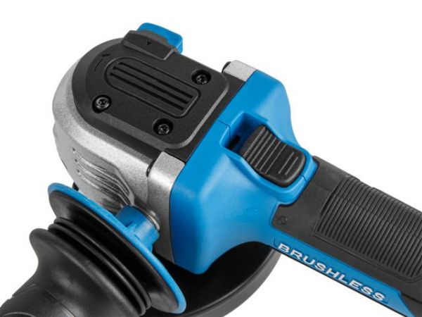 Углошлифмашина BULL CSG 1812-1 SR Xcase XLTpro 2x6 Ач БЕСЩЕТ, 125 мм, рег. об., 10 000 об/мин(Безредукторный тип, плав пуск, конст. эл., защита от перегруз. и перегрев.)