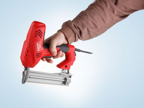 Степлер электрический WORTEX ES 2053 в кор. 2300 Вт, 60 скоб/гвоздей в мин.,