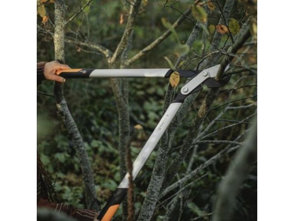 Сучкорез плоскостной большой PowerGear X  FISKARS