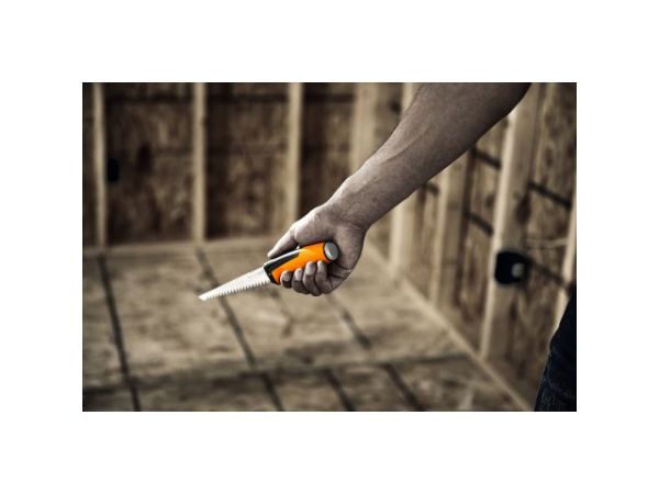 Пила зубчатая с ножнами PowerTooth 8 зубьев на дюйм FISKARS