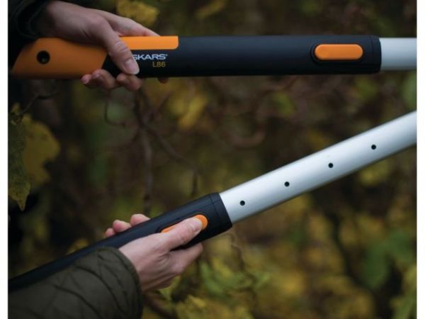 Ножницы для живой изгороди телескопические  SmatrF FISKARS