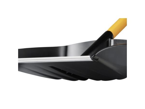 Лопата снеговая X-series FISKARS(длина:1320мм, ширина:360мм)