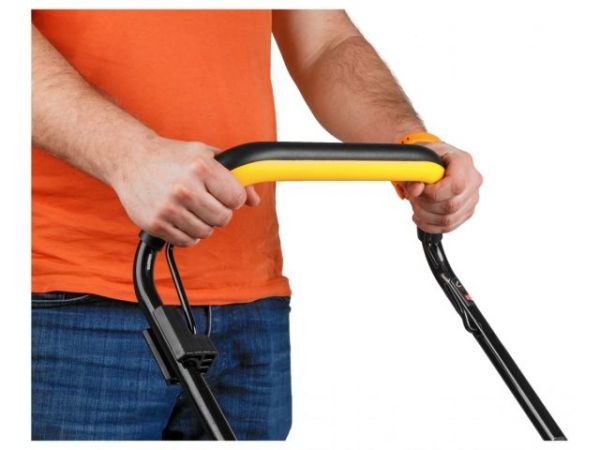 Газонокосилка бензиновая GUNTER LMB-420(4.0 л.с., шир. 42 см, ручной привод, стальн. корпус, травосборник 40 л)