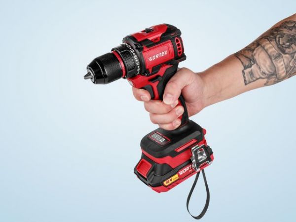 Дрель-шуруповерт WORTEX BD 2025 DLi в чем. ALL1 XLT БЕСЩЕТ, 18 В, 50 Н*м, 2х2 А*ч, БЗП 10 мм(шурупы до 9 мм, защита от перегрузки и перегрева, импульсная функция)
