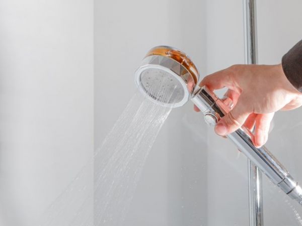 Душевая лейка с кнопкой подачи воды, 1-функц. ECONOCE