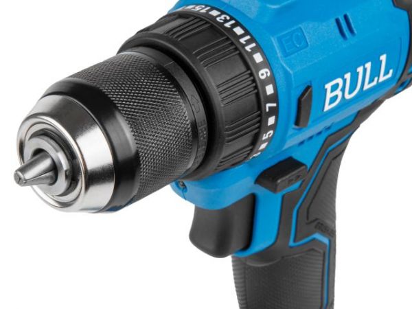 Дрель-шуруповерт BULL SR 1803 в кор. XLTpro БЕСЩЕТ., SOLO, 18 В, 45 Н*м, БЗП 10 мм(шурупы до 10 мм)