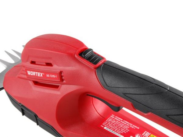 Аккум. ножницы садовые WORTEX SG 7215-1 в кор. + насадка-кусторез(7.2 В, 1 акк., 2.0 А/ч, Li-Ion, шир. 100 мм (для травы), длина 200 мм (кусторез))