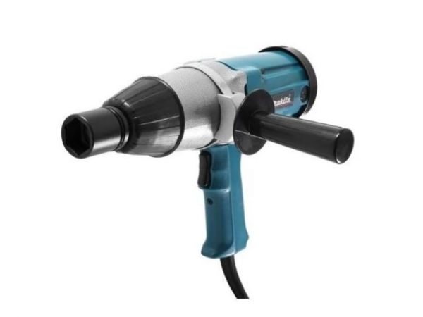 Гайковерт электрический MAKITA 6906 в чем. (850 Вт, 600 Нм, посадочн. квадрат 3/4 ', вес 5.6 кг)