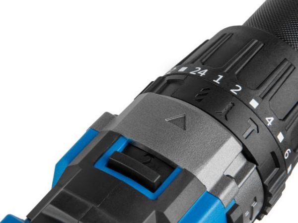 Дрель-шуруповерт BULL SR 1805 в чем. XLTpro, 2х4 А*ч, БЕСЩЕТ., 18 В, 120 Н*м, БЗП(мет.) 13 мм(Доп. функции: Ударное сверление, 'AntiKickback', режим 'TURBO')