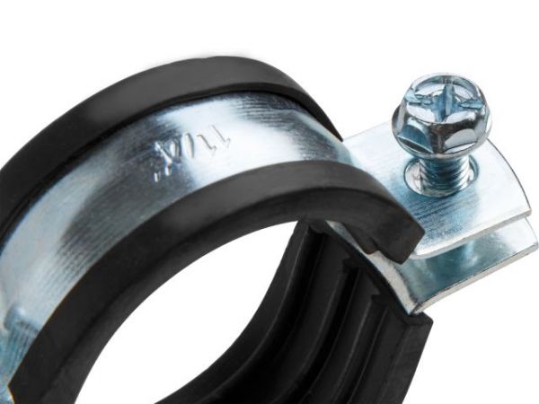 Хомут для крепления сантехнических труб 3/4' (26-30 мм) STARFIX