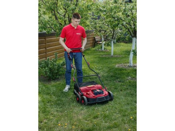 Аэратор-скарификатор WORTEX CAE 3736 ALL1 XLT SOLO БЕСЩЁТ.ДВИГ., 18В+18В, шир. 37 см(вал для аэрации, вал для скарификации, 5 рег.высоты, 45 л травосборник)