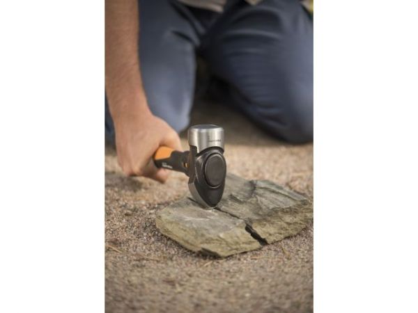 Молоток L FISKARS(вес 2,18 кг, длина 36 см)