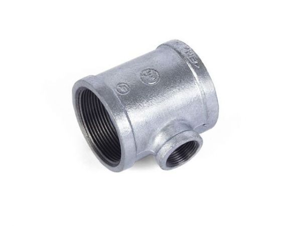 Тройник ред. 3/4' х 1/2' чугун оцинк., AV Engineering