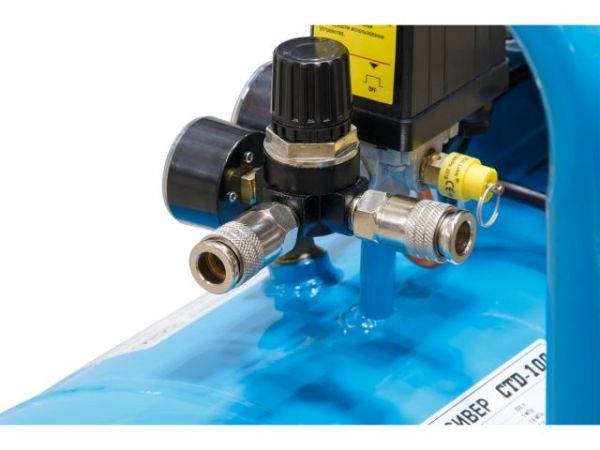 Компрессор DGM AC-2101 коаксиальный(440 л/мин, 8 атм, коаксиальный, масляный, ресив. 100 л, 220 В, 2.20 кВт)