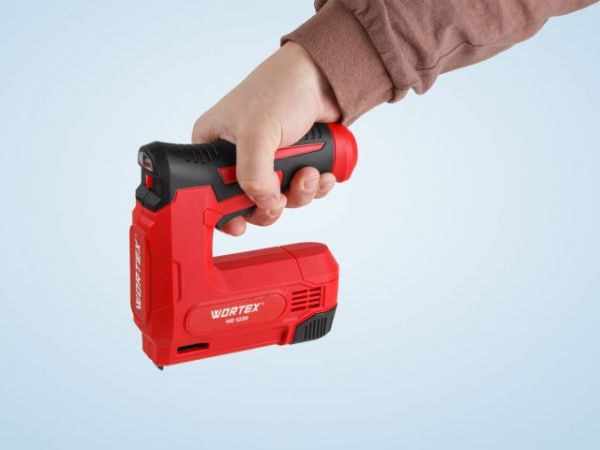 Гвоздезабиватель WORTEX NG 1220 в кор. 3.6 В, 70 скоб/гвоздей в мин.