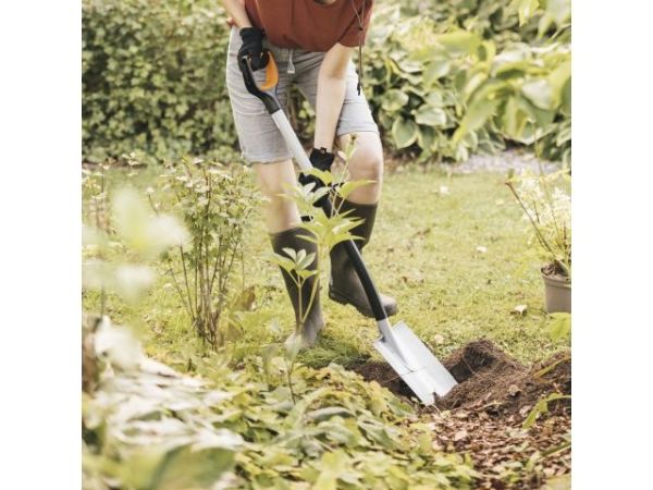 Лопата штыковая с закругленным лезвием Xact FISKARS(серая)