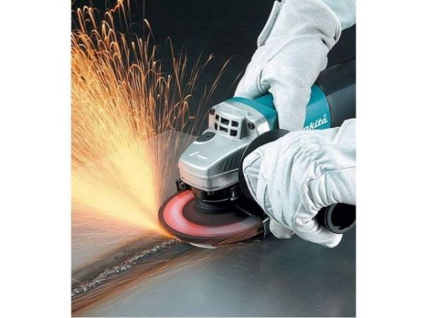 Одноручная углошлифмашина MAKITA GA 4530 R в кор. (720 Вт, диск 115х22 мм, плавный пуск)