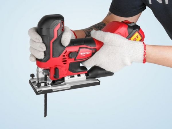 Лобзик WORTEX CJS 1330 в кор. ALL1 XLT SOLO БЕСЩЁТ, 18В, 800 - 3800 ход/мин, пропил до 135 мм