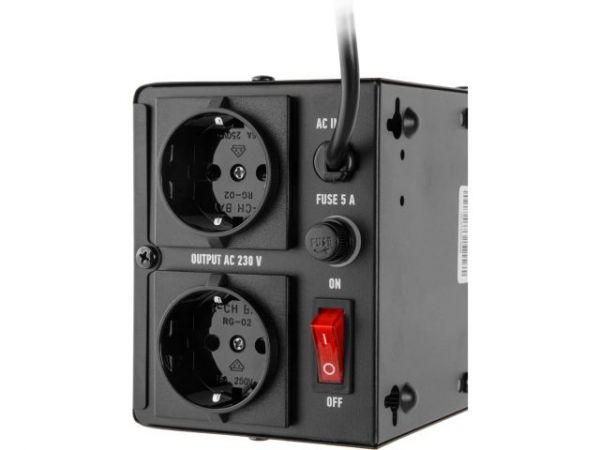 Стабилизатор напряжения Solaris VSD-500(500 В*А; 140-260 В; 2 розетки; настенный монтаж)