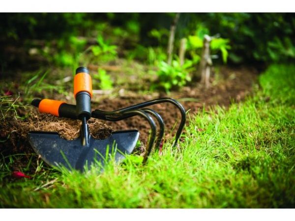 Насадка-тяпка для оформления краев QuikFit FISKARS