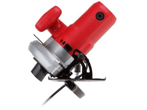 Циркулярная пила WORTEX CS 1612 в кор. 1200 Вт, 160 мм, до 52 мм