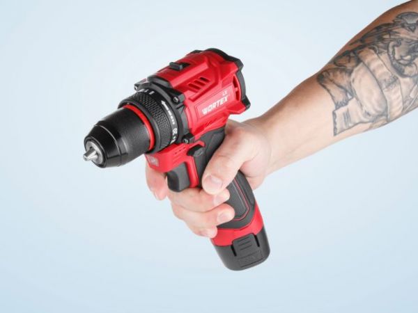 Дрель-шуруповерт WORTEX LX BD 1220 DLi 12В, 30 Нм, 2*1.5 Ач, патрон 10 мм, бесщёт. (12 В, БЕСЩЁТ.ДВИГ., с 2х1.5 Ач акб, НЕ подходит к линейке ALL1)