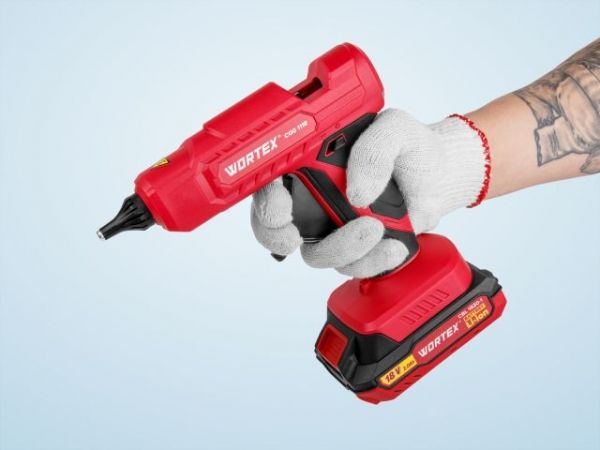 Клеевой пистолет WORTEX CGG 1118 в кор. ALL1 XLT с акб и з/у SET 18В, 11 мм