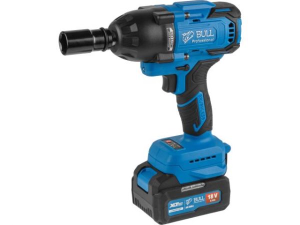 Ударный гайковерт BULL SC 1807 Xcase, XLTpro, БЕСЩЕТ., 18 В, 750 Н*м, 1/2', 2х4 А*ч, з/у 4 А(вес 2,24 кг)