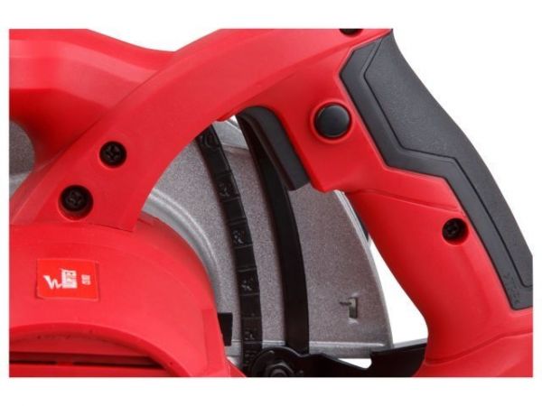 Циркулярная пила WORTEX CS 1612 в кор. 1200 Вт, 160 мм, до 52 мм