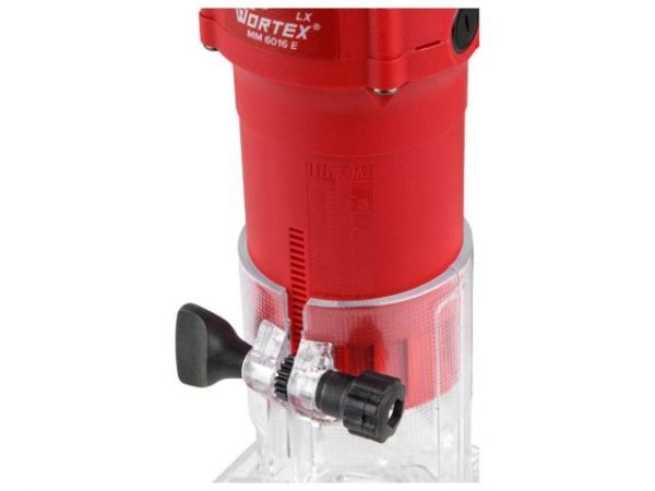 Фрезер кромочный WORTEX LX MM 6016 E в кор. + аксессуары 600 Вт, цанга 6/8 мм, 30000 об/мин(Ход фрезы 22 мм, 1.4 кг)
